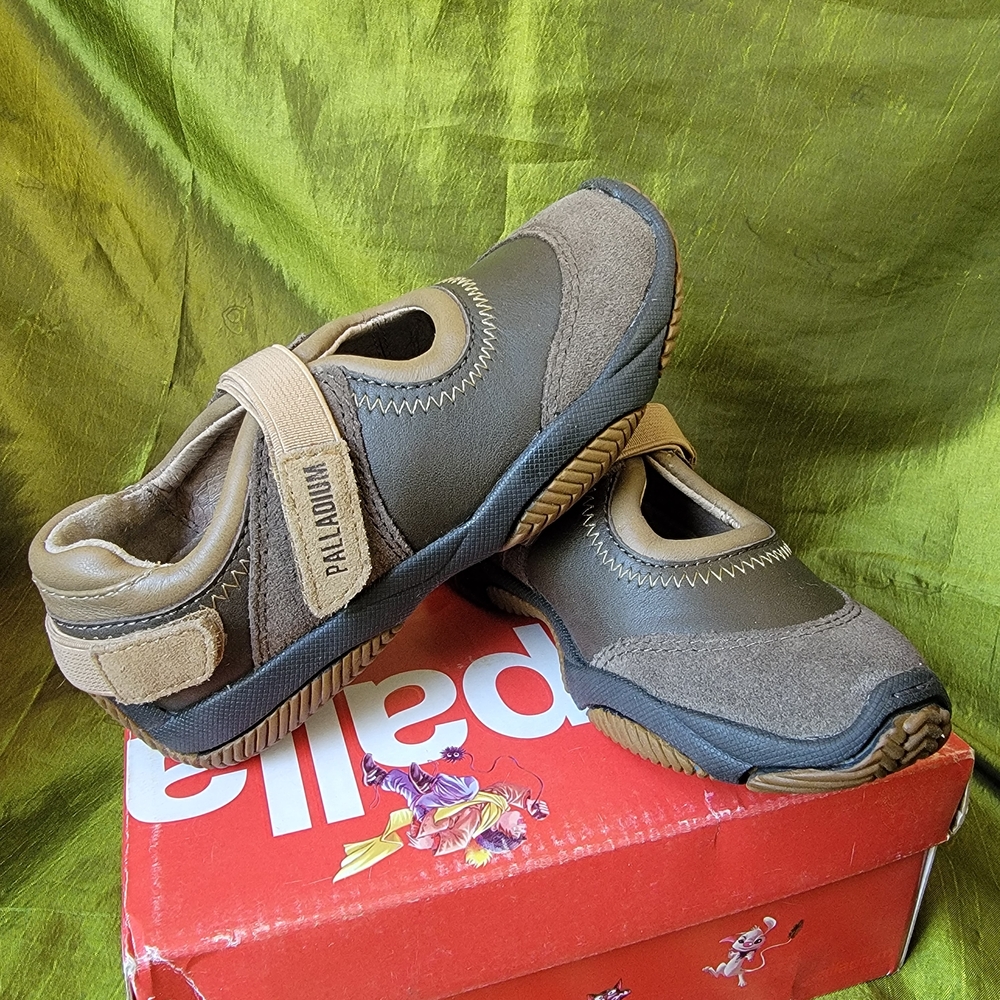 Palladium Kids Brown And Tan Rimini Mary Jane Ballet Sneakers